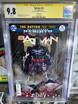 Batman 22 DC Comics 7/17 Jason Fabok Signed CGC 9.8 Signature Series