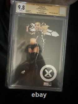 Cgc signature series 9.8 X-men #7 Nakayama Variant Cover