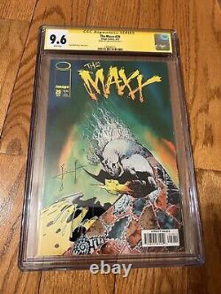 Image Comics The Maxx 29 Signed By Sam Kieth CGC Signature Series 9.6