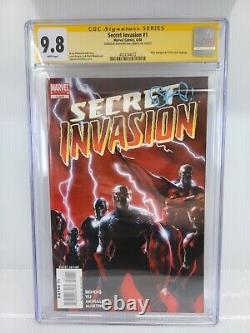 MARVEL SECRET INVASION #1 CGC 9.8 Signature Series Brian Michael Bendis LOW POP