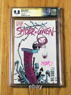 SPIDER-GWEN #1 CGC SS 9.8 Signature Series Skottie Young variant signed