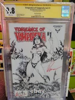 VENGEANCE OF VAMPIRELLA v2 #1 CGC 9.8 SIGNATURE SERIES SIGNED ARTIST BUZZ SKETCH