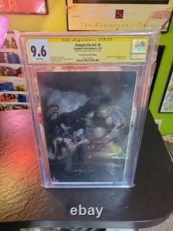 Vampirella #8 CGC 9.6 Signature Series Signed Lucio Parrillo Convention Edition