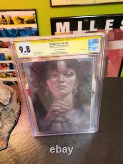 Vampirella v5 #10 CGC 9.8 Signature Series Signed by Lucio Parrillo Dynamite