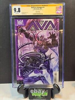 Aliens Vs. Avengers #1 Édition Variante CGC SS Notée 9.8 Signée par Mark Brooks