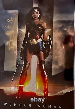 Gal Gadot / Wonder Woman Signé Série De Signatures Convention Couverture De La Feuille Cgc 9.8