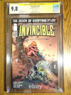 Invincible #100 SUPER RARE Série de Signatures Variante Silvestri CGC 9.8 SS Image