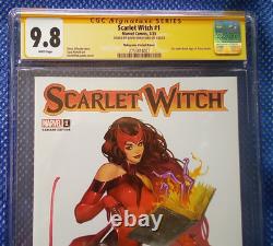 LA SORCIÈRE ROUGE n° 1 (3/23) Couverture variante de Nakayama CGC SIGNATURE SERIES 9.8