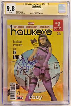 Série Signature CGC Notée 9.8 Hawkeye #1 Signée par Hailee Steinfeld Auto