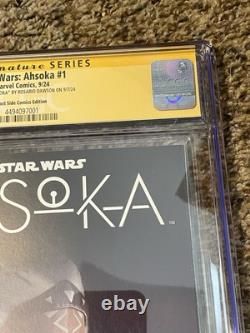 Star Wars Ahsoka #1 VARIANT RAHZZAH signée par Rosario Dawson en tant qu'Ahsoka CGC SS 9.8