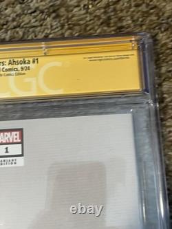 Star Wars Ahsoka #1 VARIANT RAHZZAH signée par Rosario Dawson en tant qu'Ahsoka CGC SS 9.8