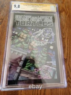 Teenage Mutant Ninja Turtles Spécial Couleur #1 Série de Signatures Cgc 9.8 Kevin
