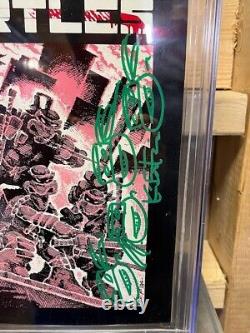 Tortues Ninja Adolescents Mutants #1 CGC 7.0 Série Signature