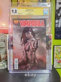 Vampirella n°30 CGC 9,8 SIGNé Lucio Parrillo Signature Series Variant Dynamite