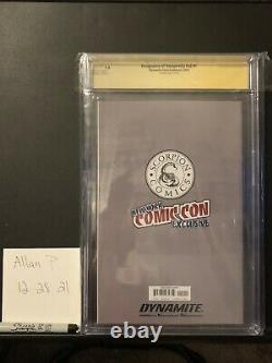 Vengeance De La Vampirella Volume 17 Cgc 9.8 Clayton Crain Signature Series