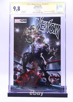 Venom #28 Marvel Comics CGC Signature Series 9.8 signé par Kael Ngu