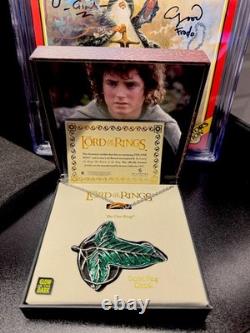 Warren présente Le Seigneur des anneaux n°1 (1979) CGC 8,5 Signature Series Lot
